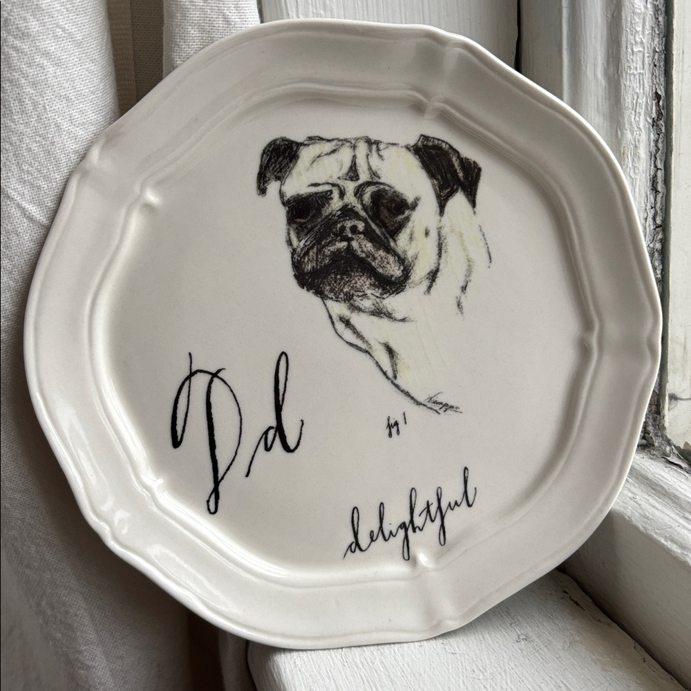 🐕Anthropologie Linea Carta Monogram Canapé Plate D Delightful Dog (pug) - Picture 2 of 12